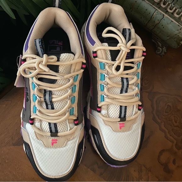 Fila Oakmont TR Women’s Purple, Pink and Beige Sneakers - Picture 8 of 10